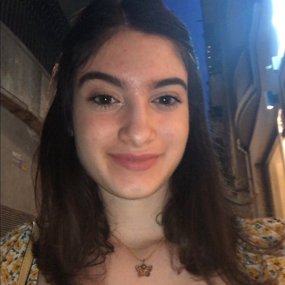 Meet your Posher, Cristina